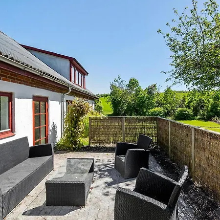 Сasa de vacaciones Lovely In With View