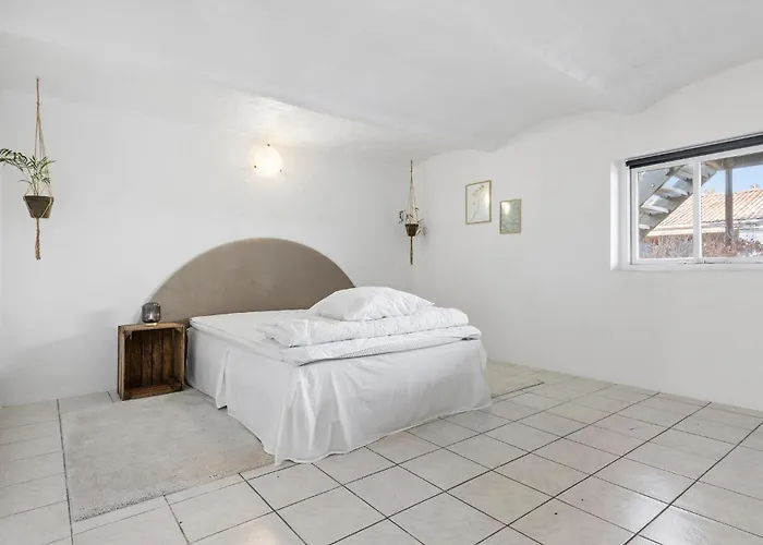 Lovely In With View *