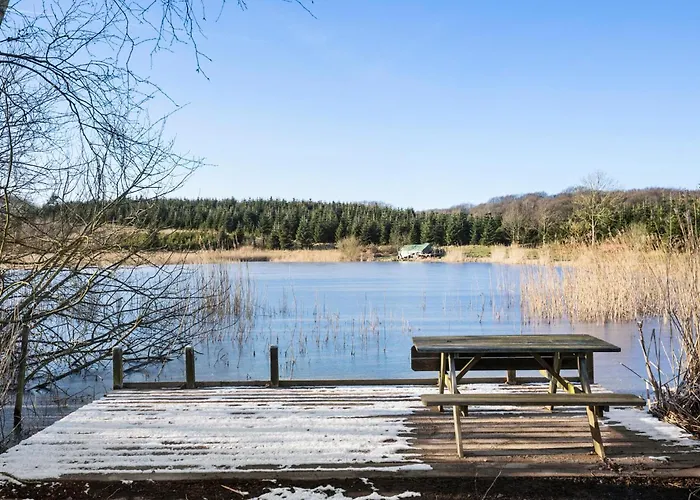 度假居 Lovely In With View Nibe